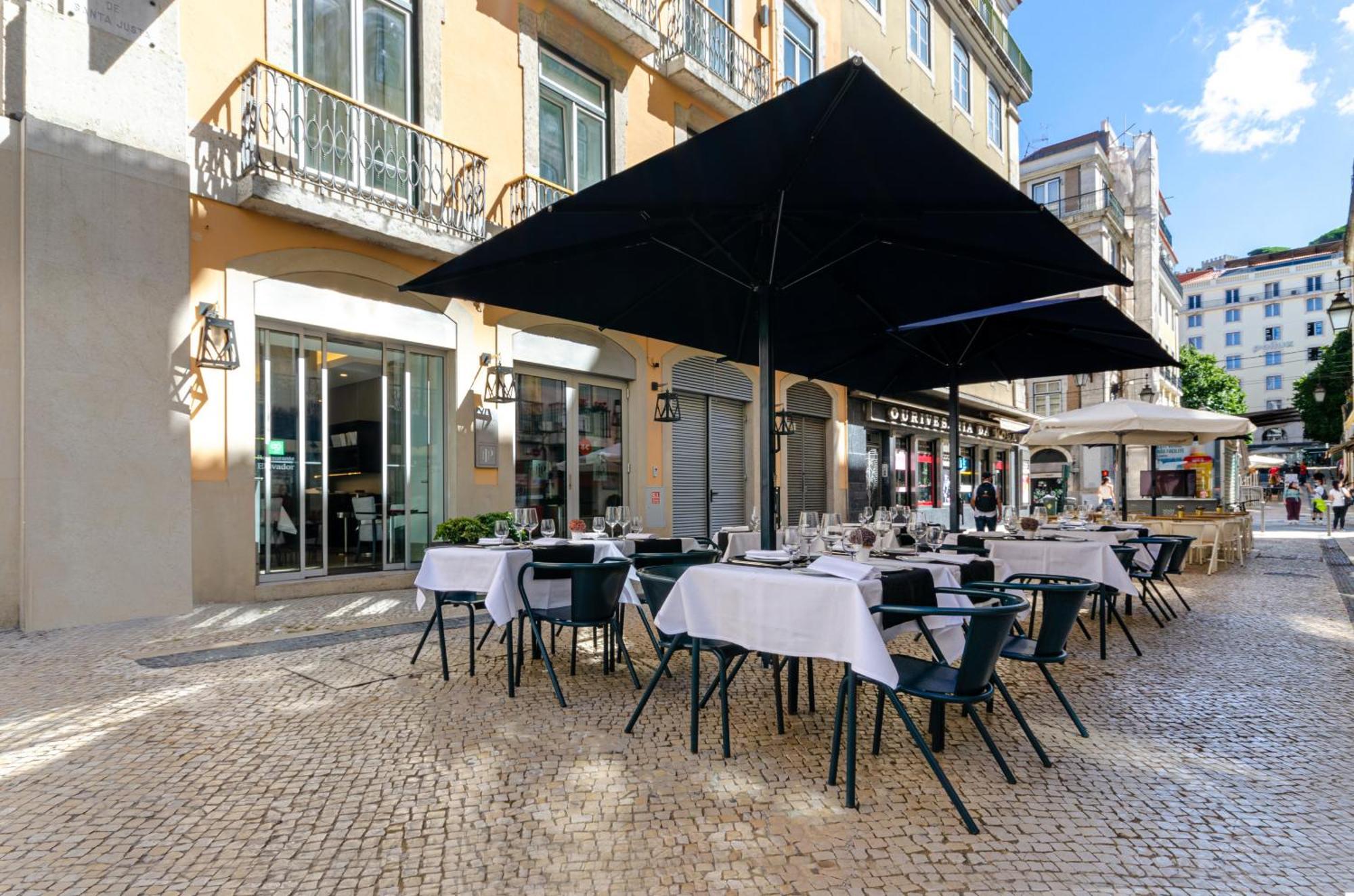 Hotel Santa Justa Lisbon Exterior photo