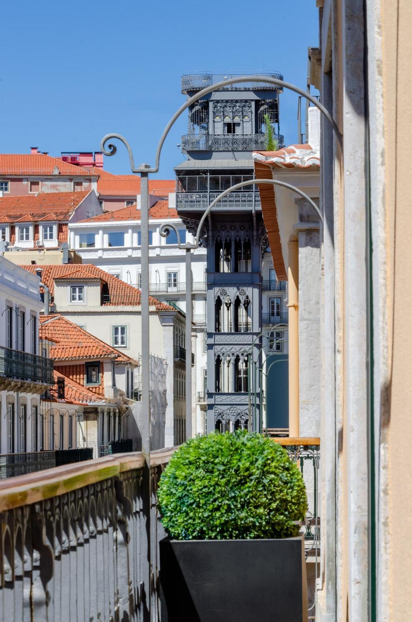 Hotel Santa Justa Lisbon Exterior photo